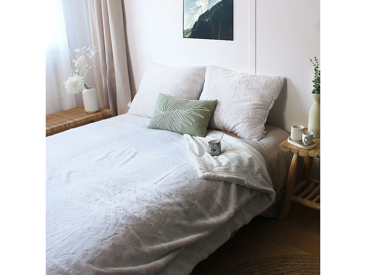 Plaid XL Imitation Fourrure "Rabbit" 180x220cm Blanc