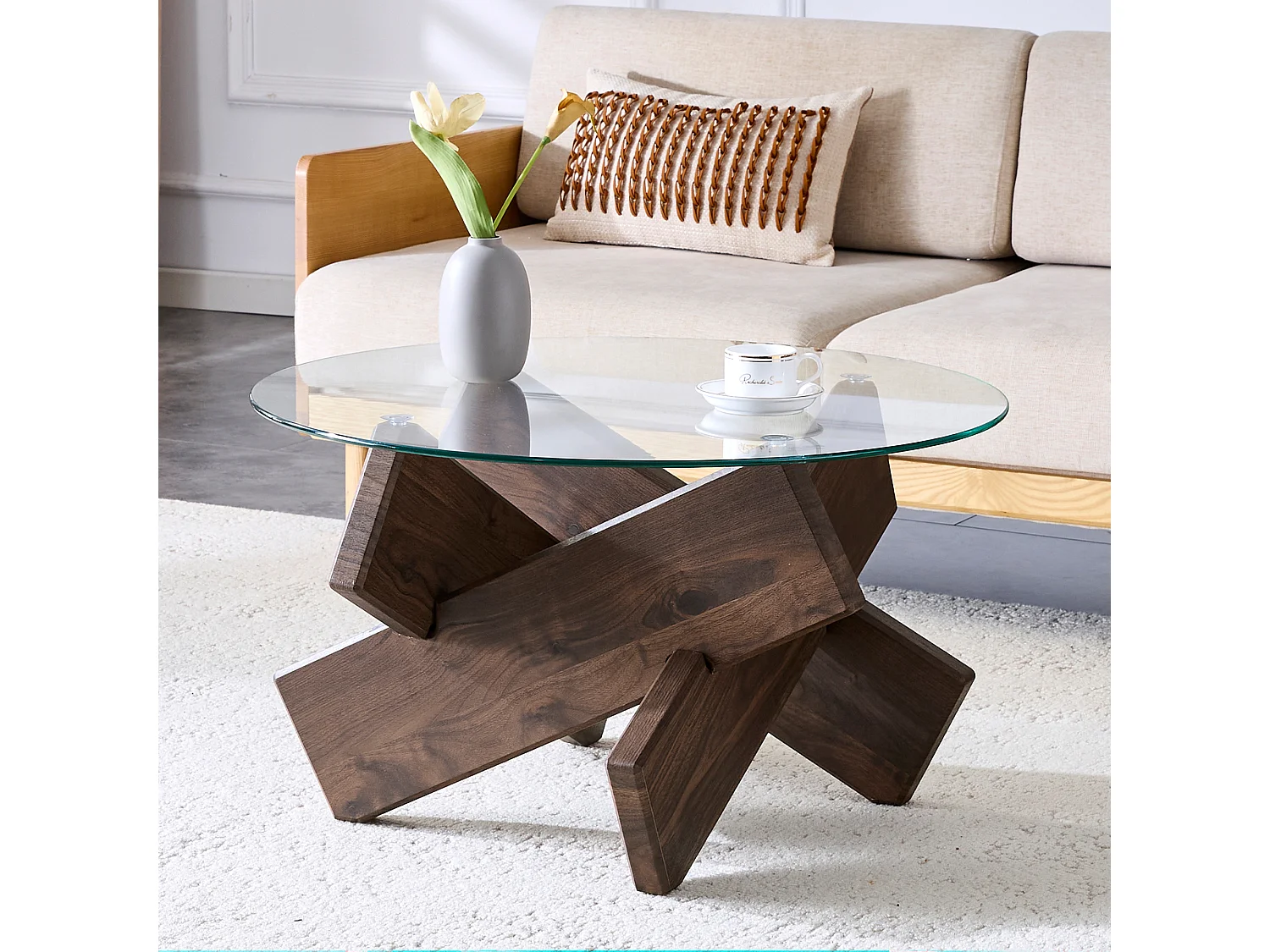 Table basse ronde en verre trempé, structure bois croisée foncée, design géométrique, 79 cm