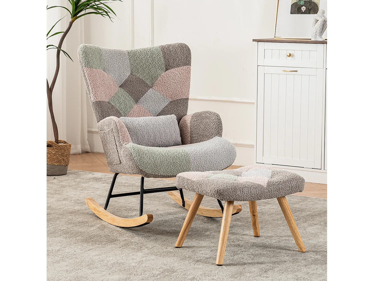 Fauteuil à bascule en peluche, patchwork multicolore, repose-pieds inclus, coussin lombaire, scandinave