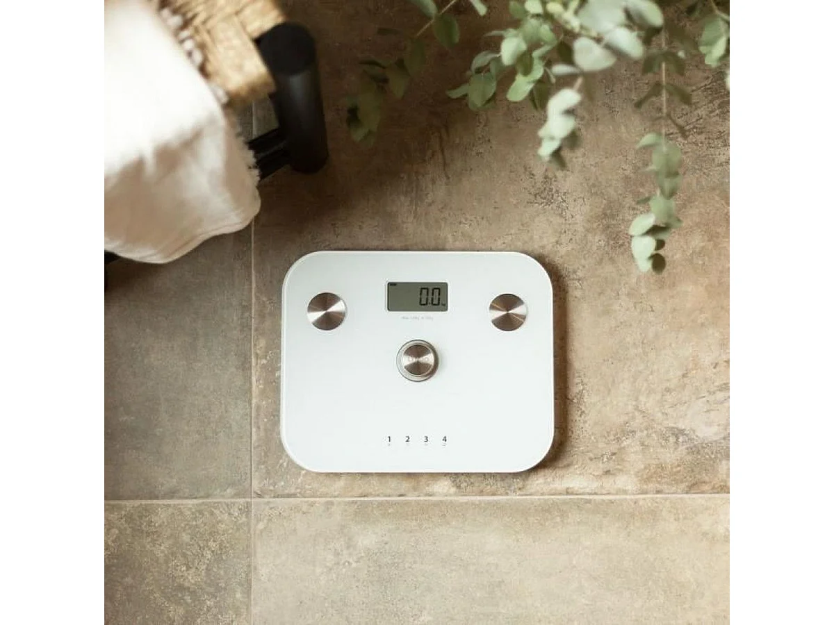 Pèse-personne impédancemètre LIVOO DOM465W sans pile (dynamo) 150 kg - Blanc