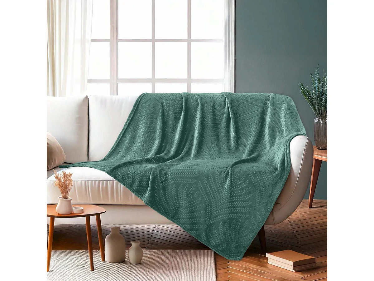 Plaid Uni en Flanelle "Nelia" 125x150cm Vert Cèdre