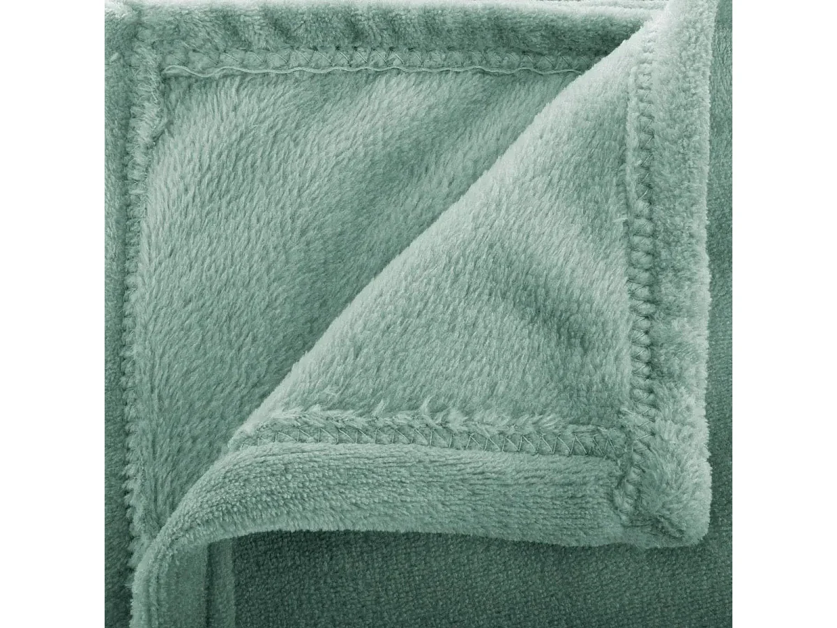 Plaid en Flanelle Uni "Ollis" 130x180cm Vert Céladon
