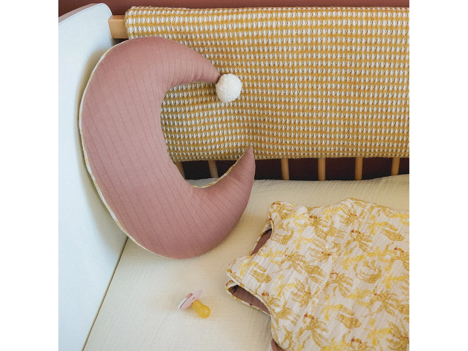 Coussin bébé demi lune