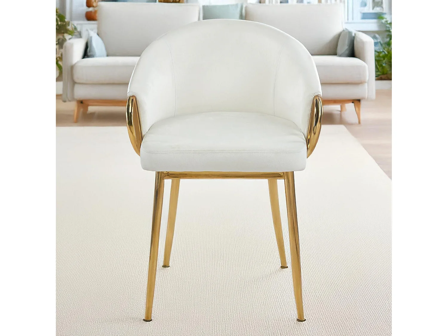 Lot de 2 chaises arrondies et matelassées Patricia Métal doré et Velours Crème