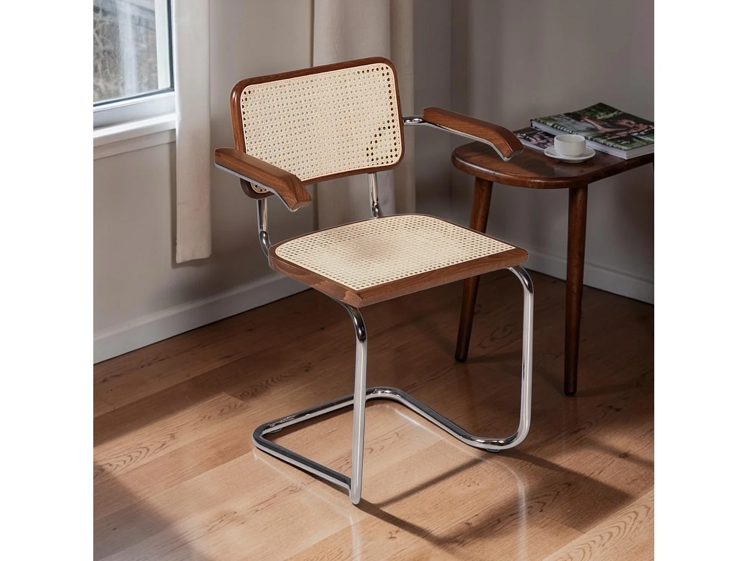 k-hometrends KAREL Freischwinger Stühle 2er Set mit Armlehnen & Wiener Geflecht – Esszimmerstühle Holz Walnuss & Metall – Designstühle Natur/Walnuss/Chrom