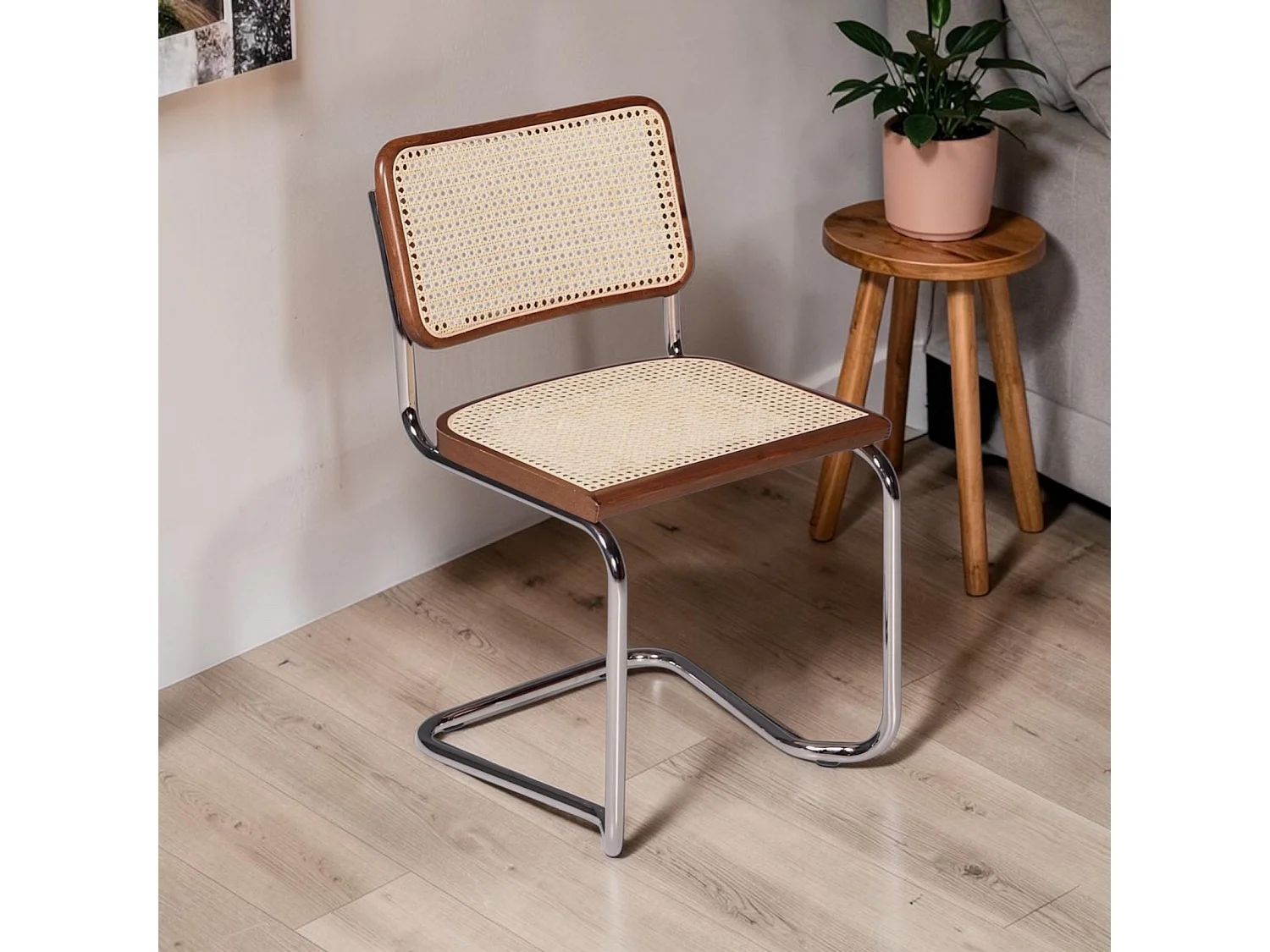 k-hometrends KAROL Freischwinger Stühle 2er Set mit Wiener Geflecht – Esszimmerstühle Holz Walnuss & Metall – Designstühle Natur/Walnuss/Chrom