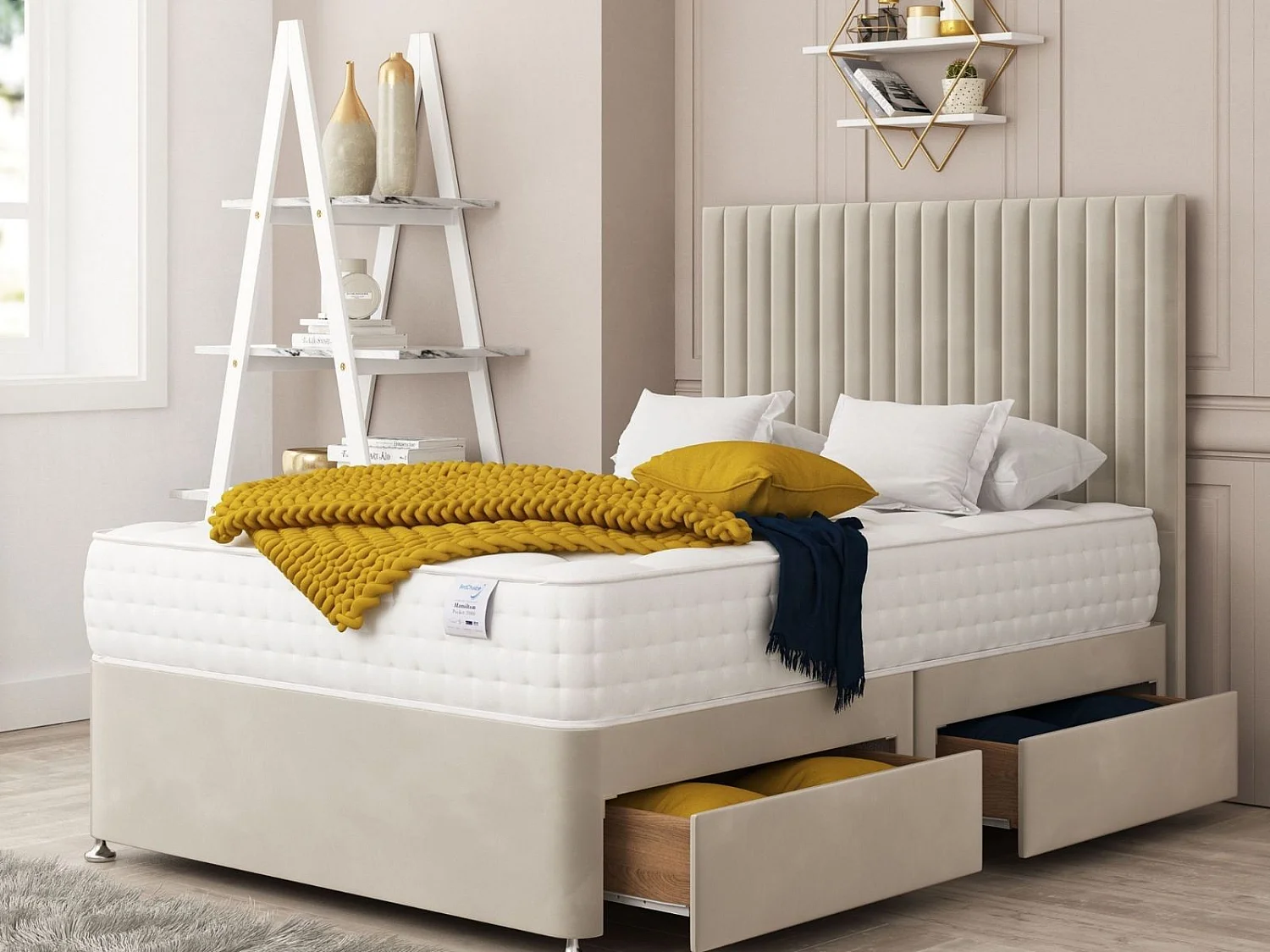 Manhattan Divan Bed With 2 drawers & 26" Headboard (Cream) - 135 x 190 cm