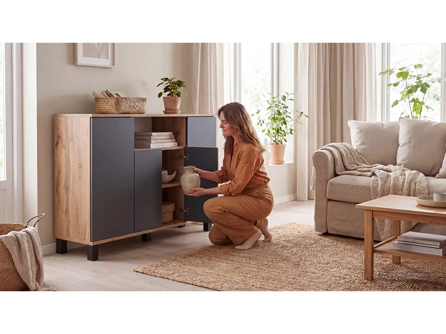 Wotan-kommode i eg + grå, 120 cm, 4 låger – moderne tv-møbel til stuen og soveværelset – designet opbevaringskommode
