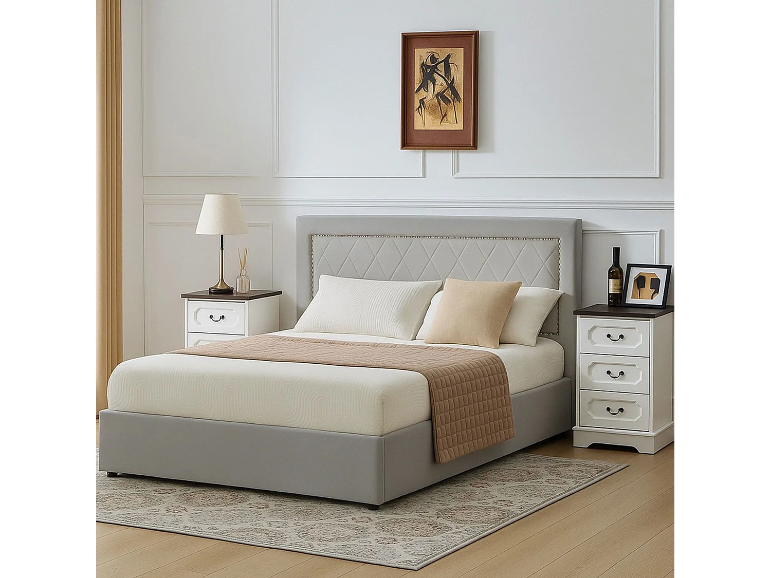 Lit coffre Sandiego avec sommier relevable 160x200cm et tête de lit cloutée Velours Gris clair