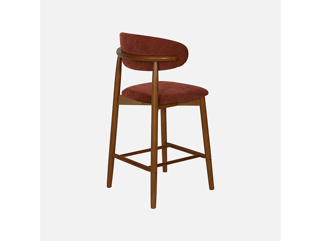 Lot de 2 tabourets de bar en bois d'hévéa noyer et tissu chenille bordeaux - Paola