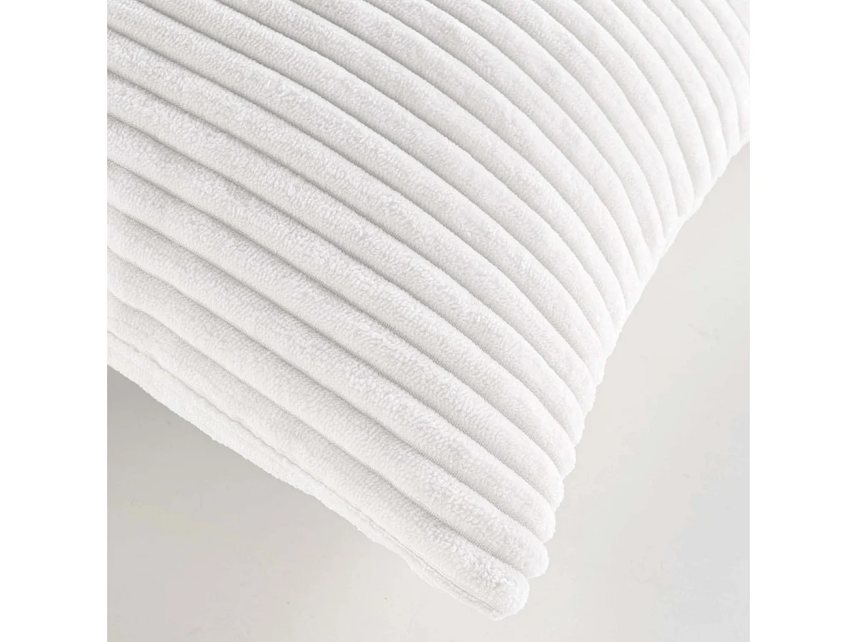Coussin Déco en Velours Côtelé "Nils" 45x45cm Blanc