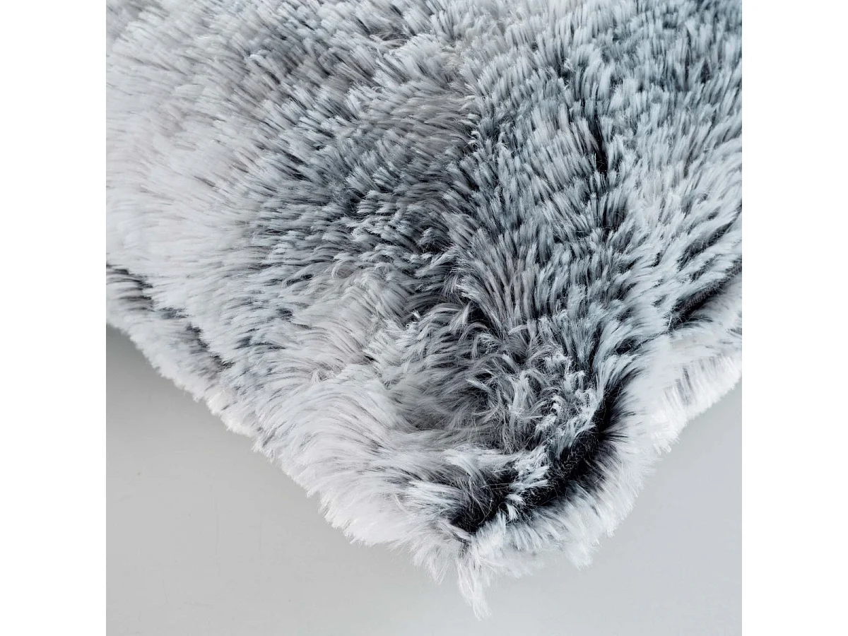 Coussin Imitation Fourrure "Antartic" 45x45cm Gris