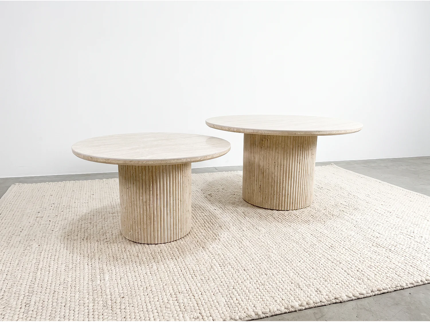 Mesa de centro GIGOGNE – Tablero y patas de cerámica travertino – Homeluxury