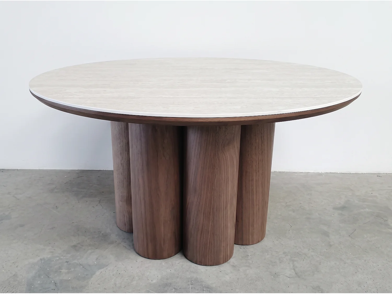 Mesa de centro ORIGO – Tablero de cerámica efecto travertino y patas con acabado nogal – Homeluxury
