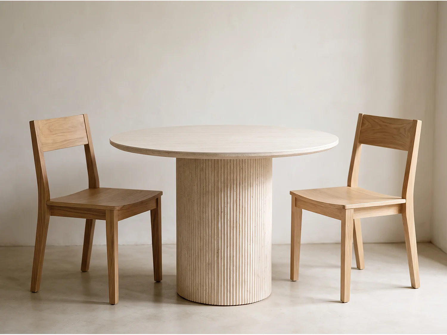 Table à manger TRAVENA 120cm – Plateau en céramique et pieds finition travertin - Homeluxury
