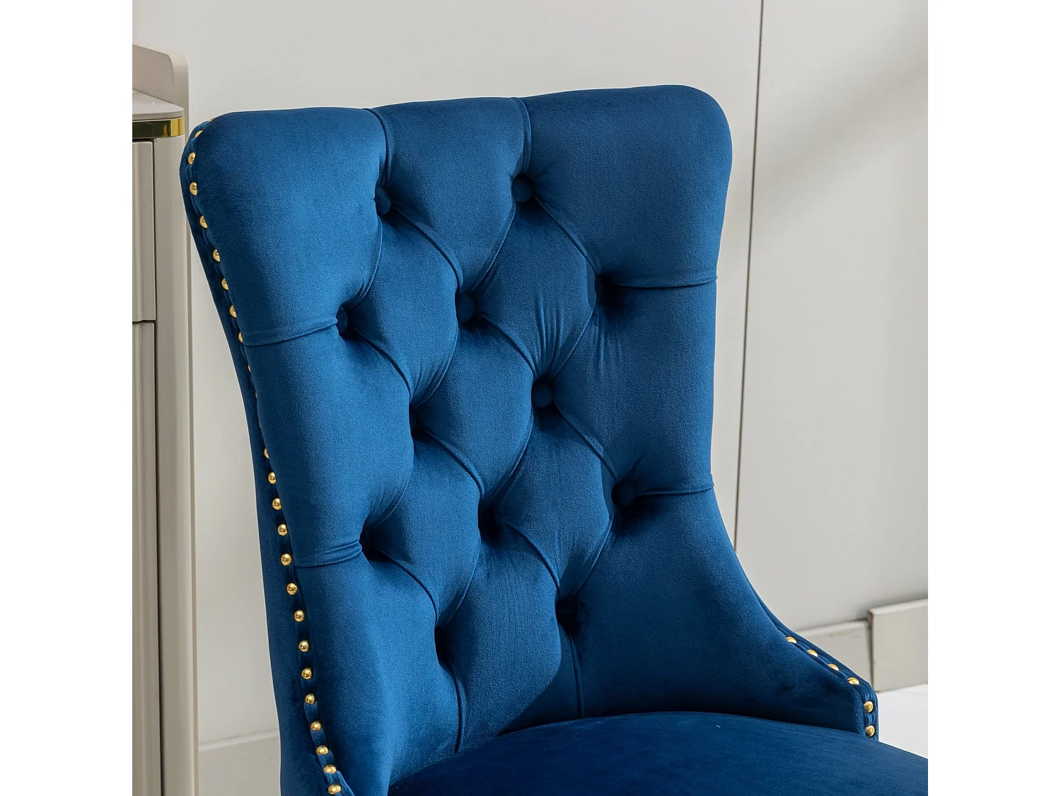 Set van 2 fluwelen eetkamerstoelen in Franse luxestijl met gecapitonneerde rug