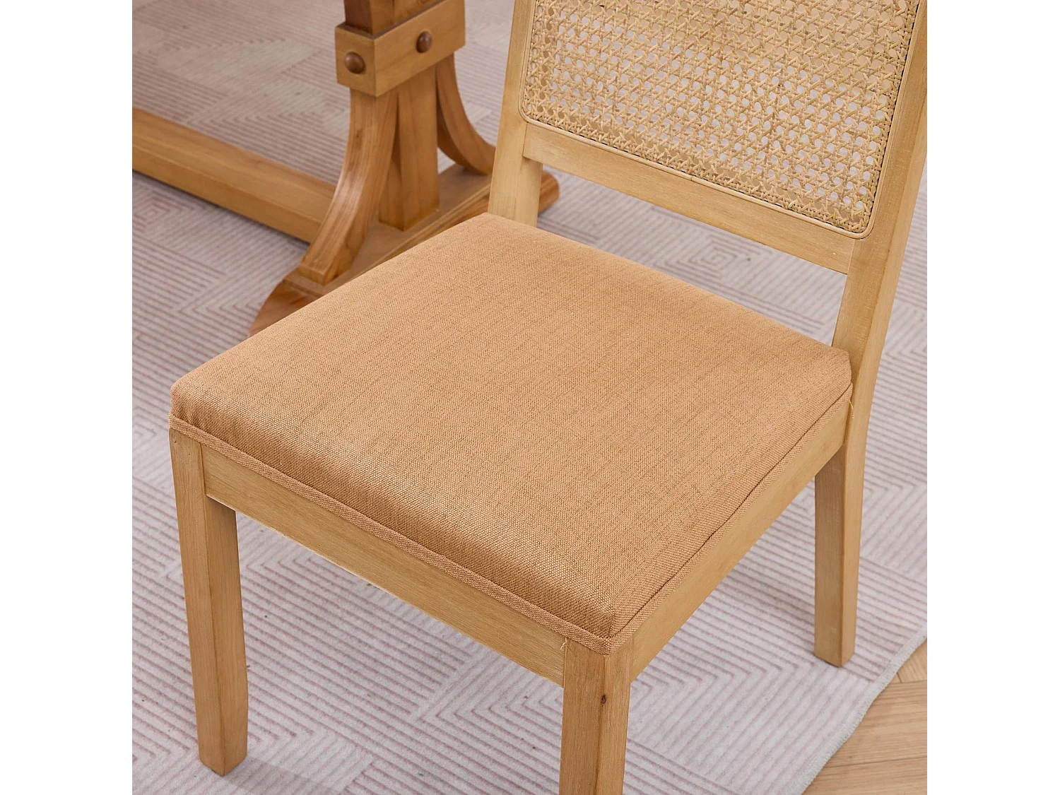 Set van 2 eetkamerstoelen met cane rugleuning en naturel houten frame