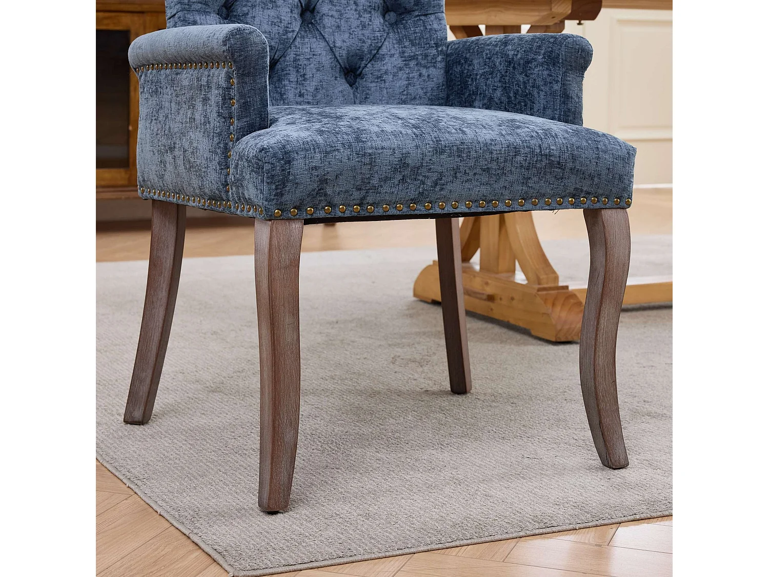 Chaise de salle à manger vintage avec accoudoirs capitonnage et cadre bois