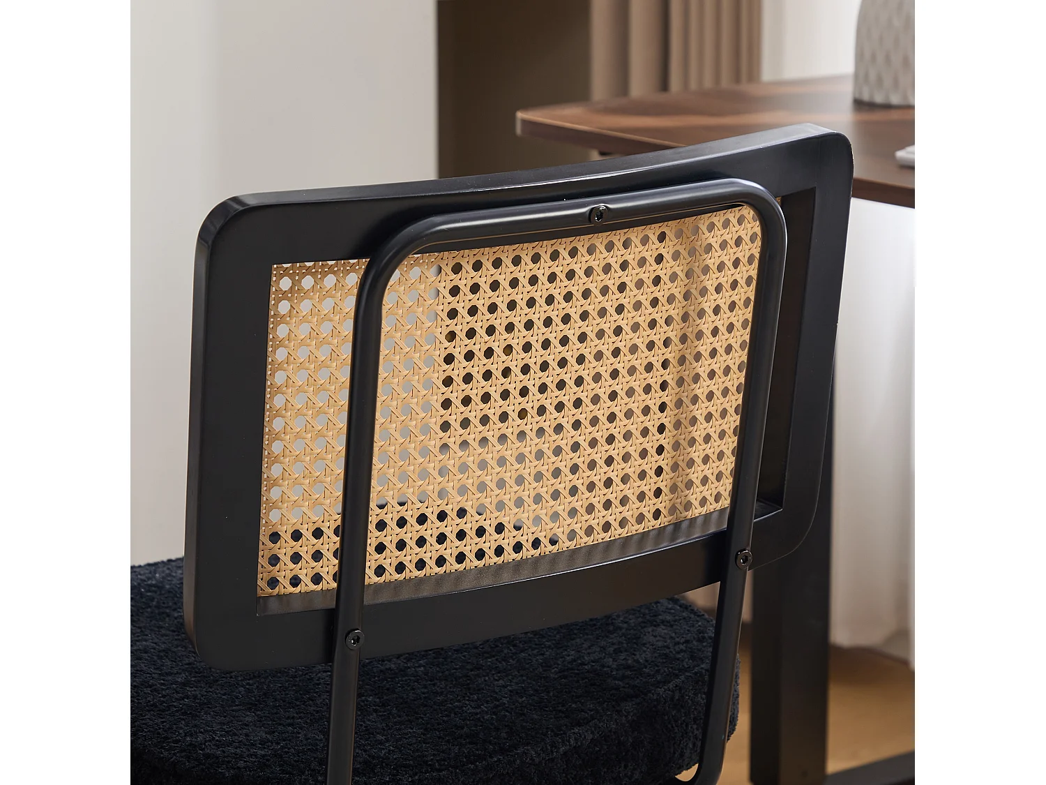 Vintage Scandinavische bureaustoel met rotanlook rugleuning, draaibaar en verstelbaar