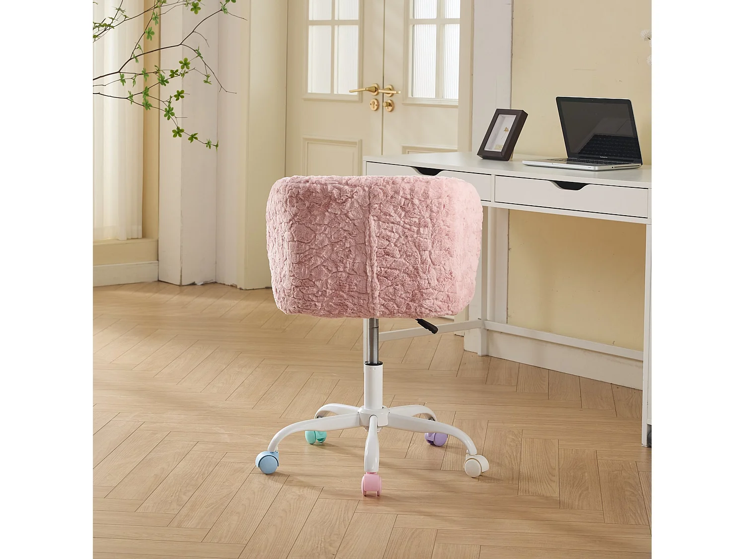 Chaise de maquillage ergonomique en fausse fourrure avec pivot à 360°, réglable en hauteur, couleur rose, siège large et dossier