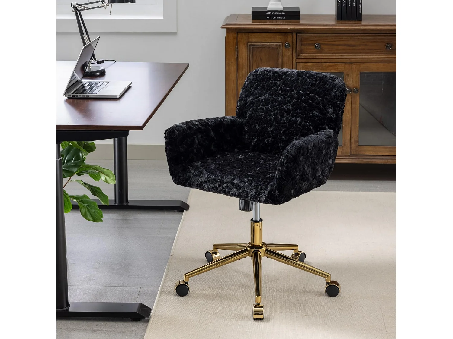 Faux Fur Schminkstuhl höhenverstellbar mit Wippfunktion, drehbarer Bürostuhl, weicher Kosmetikstuhl mit für Schlafzimmer & Ankleidezimmer