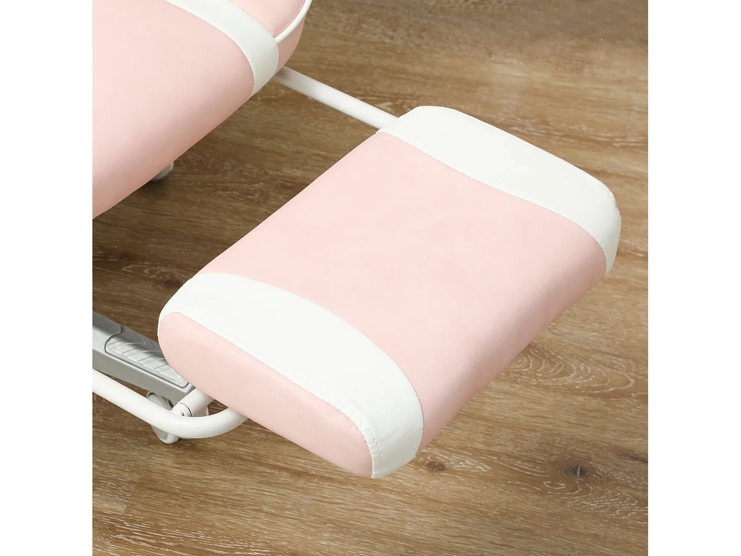 Chaise gaming inclinable réglable repose-pieds rétractable blanc rose pâle