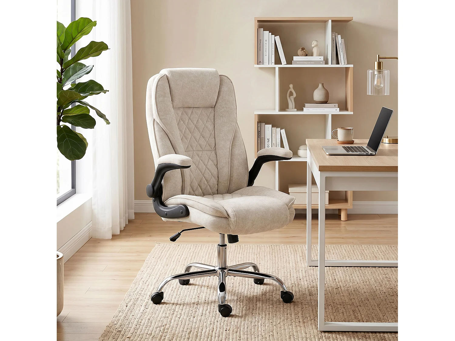 Fauteuil de bureau style Chesterfield réglable accoudoirs rabattables velours beige