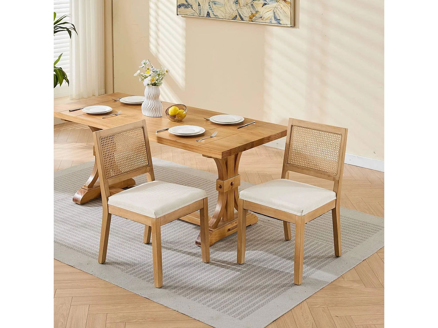 Lot de 2 chaises en lin beige - Cadre en bois et dossier en canne