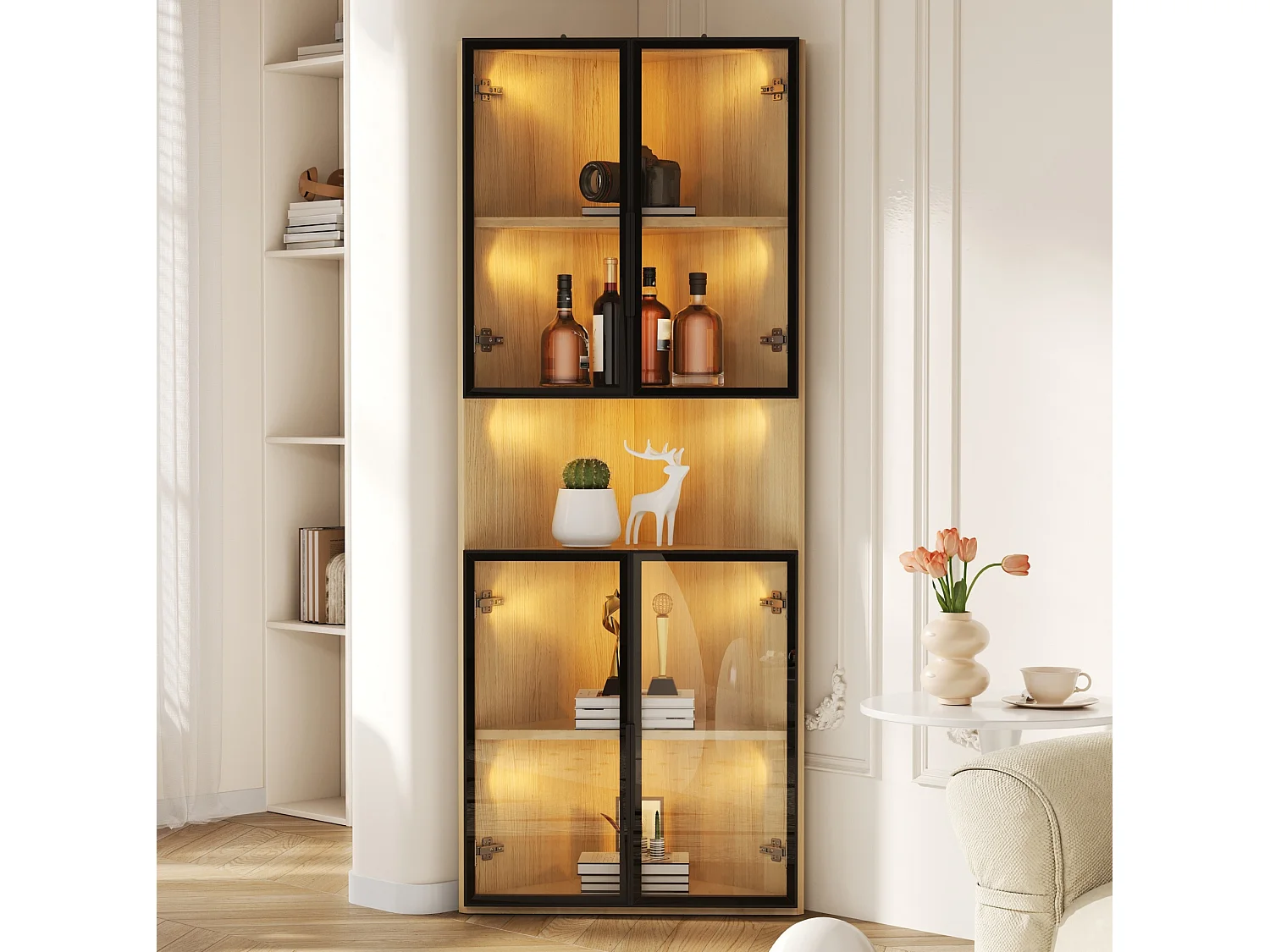 Vitrine d'angle triangulaire 62 x 32 x 160 cm avec LED et portes en verre - Couleur bois