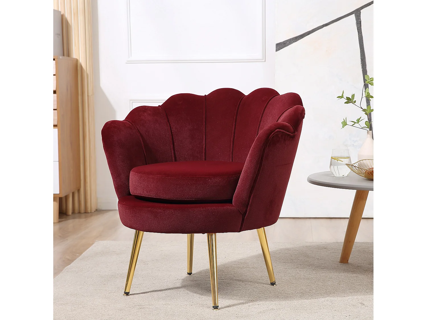 Fauteuil design coquillage pieds métal doré velours bordeaux
