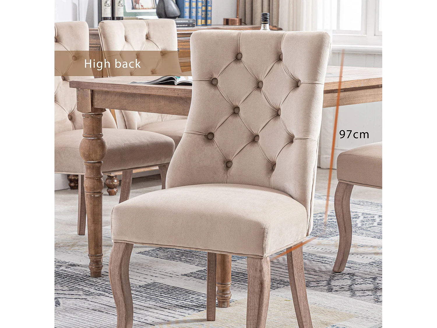 Lot de 2 chaises velours beige, dossier haut capitonné, pieds bois massif, salle à manger