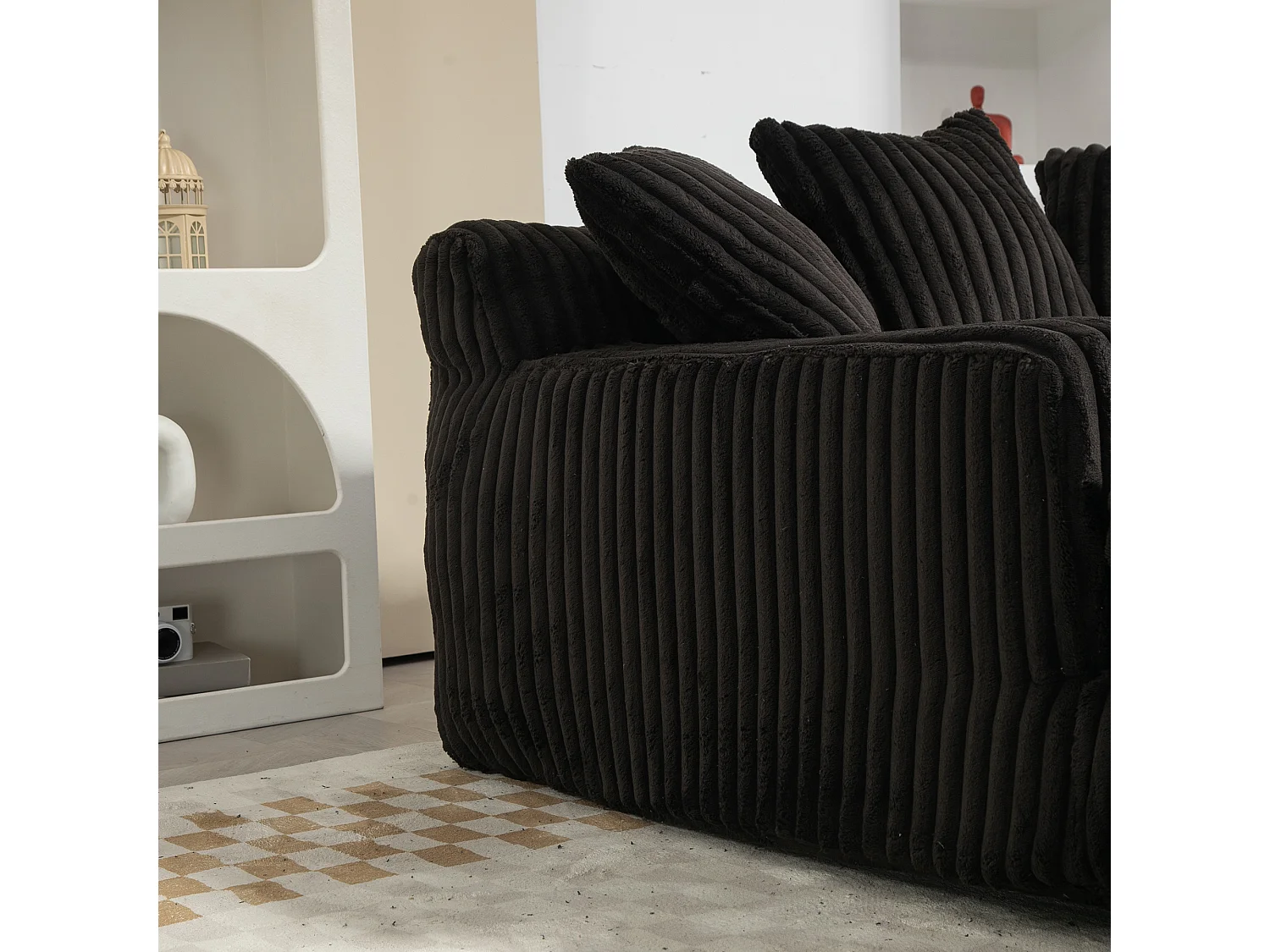 Canapé relaxation Cloud velours côtelé noir, 3 coussins, assise large, design scandinave