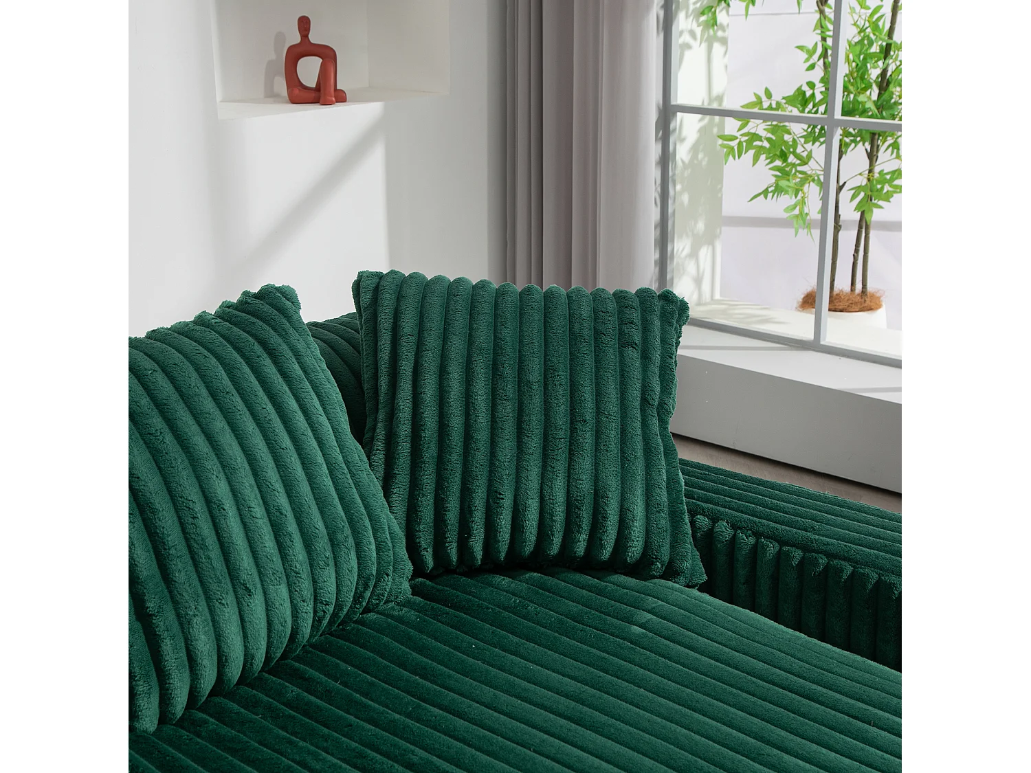 Canapé au sol vert émeraude style Cloud, velours côtelé, 3 coussins moelleux, assise confortable
