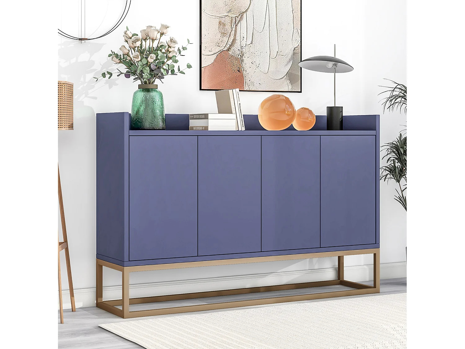 Minimalistisch dressoir met 4 deuren, metalen poten en verstelbare plank, blauw