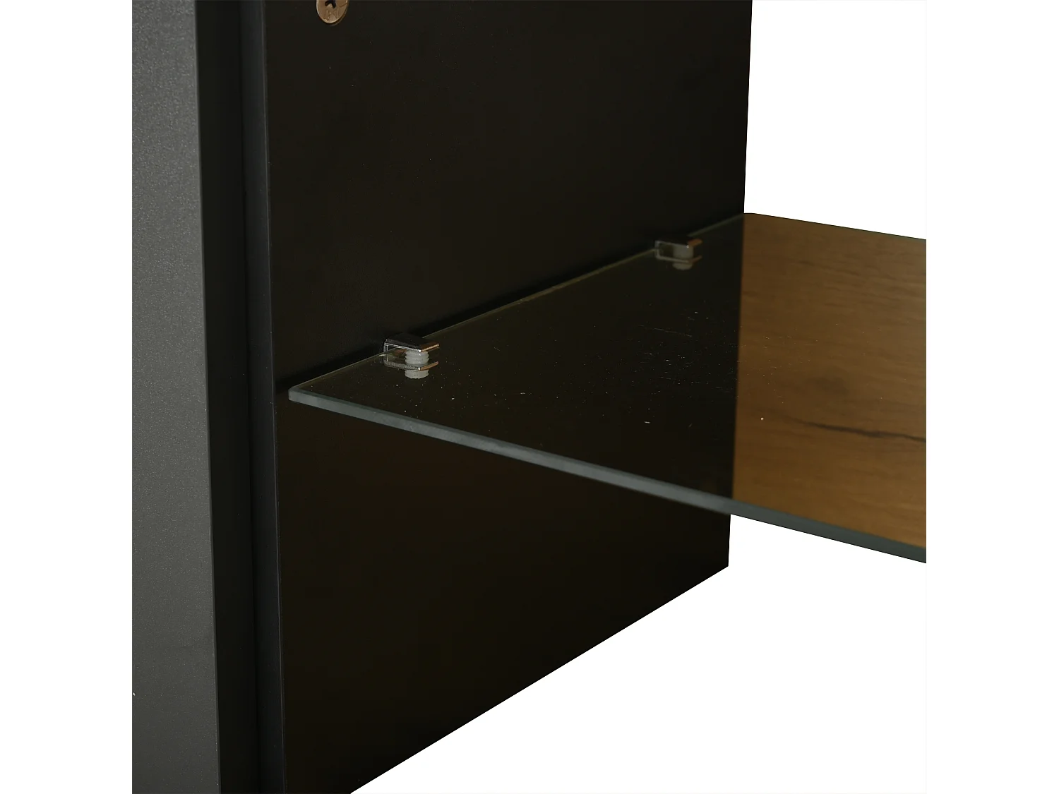 Suporte de TV de madeira, marrom e preto, com portas e compartimentos abertos, suporte de TV baixo