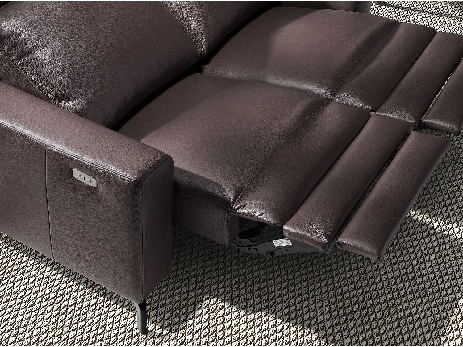 2-osobowa sofa relaksacyjna ze skóry w kolorze czekoladowego brązu 6368 ANGEL CERDA