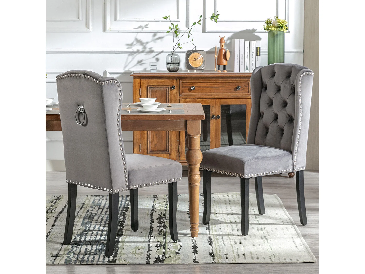 Set di 2 sedie da pranzo in velluto con gambe in rovere, bottoni e borchie argentate - grigio