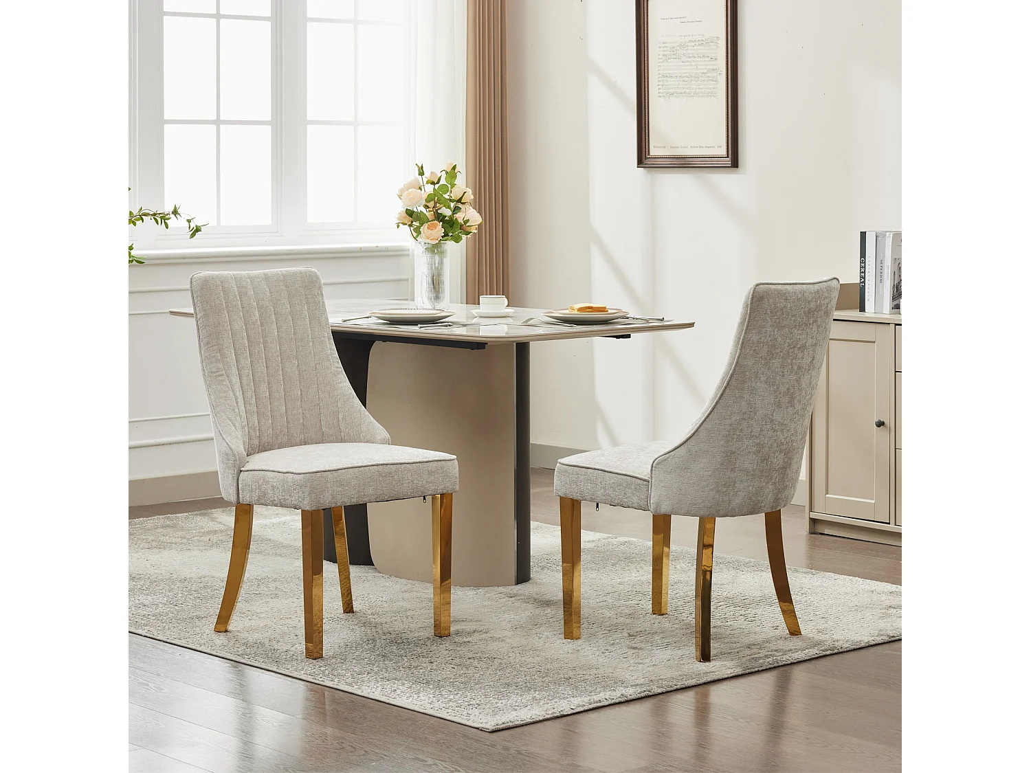 Lot de 2 chaises de salle à manger rembourrées en chenille avec dossier haut et pieds plaqués acier doré, beige