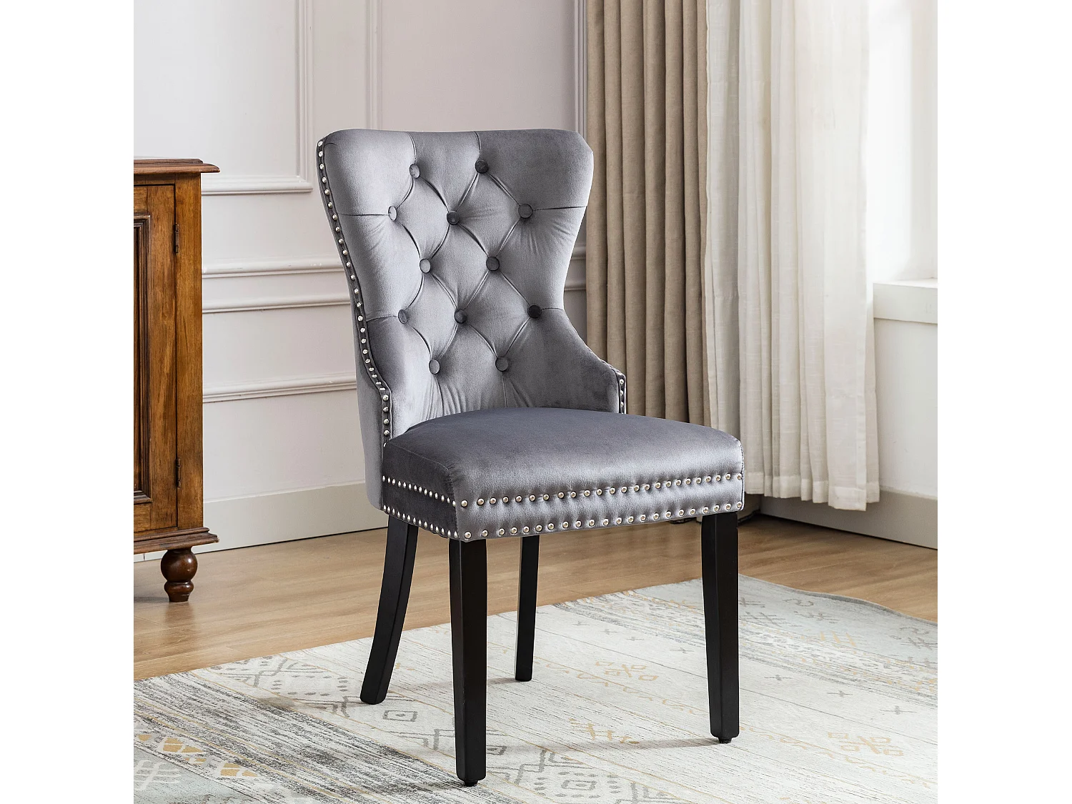 Juego de 2 sillas de comedor de terciopelo, decoración con remaches, patas de madera – gris