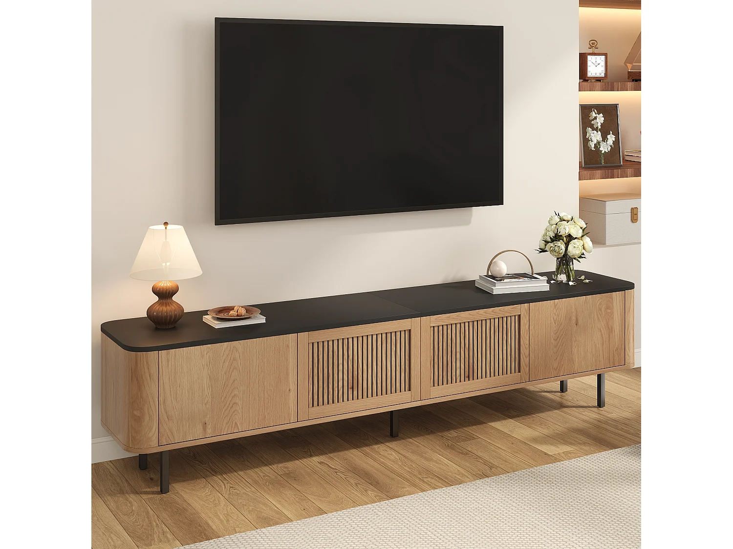 Eiken en zwart tv-meubel 190x35x45 cm met roosterdeuren, compartimenten en ijzeren poten