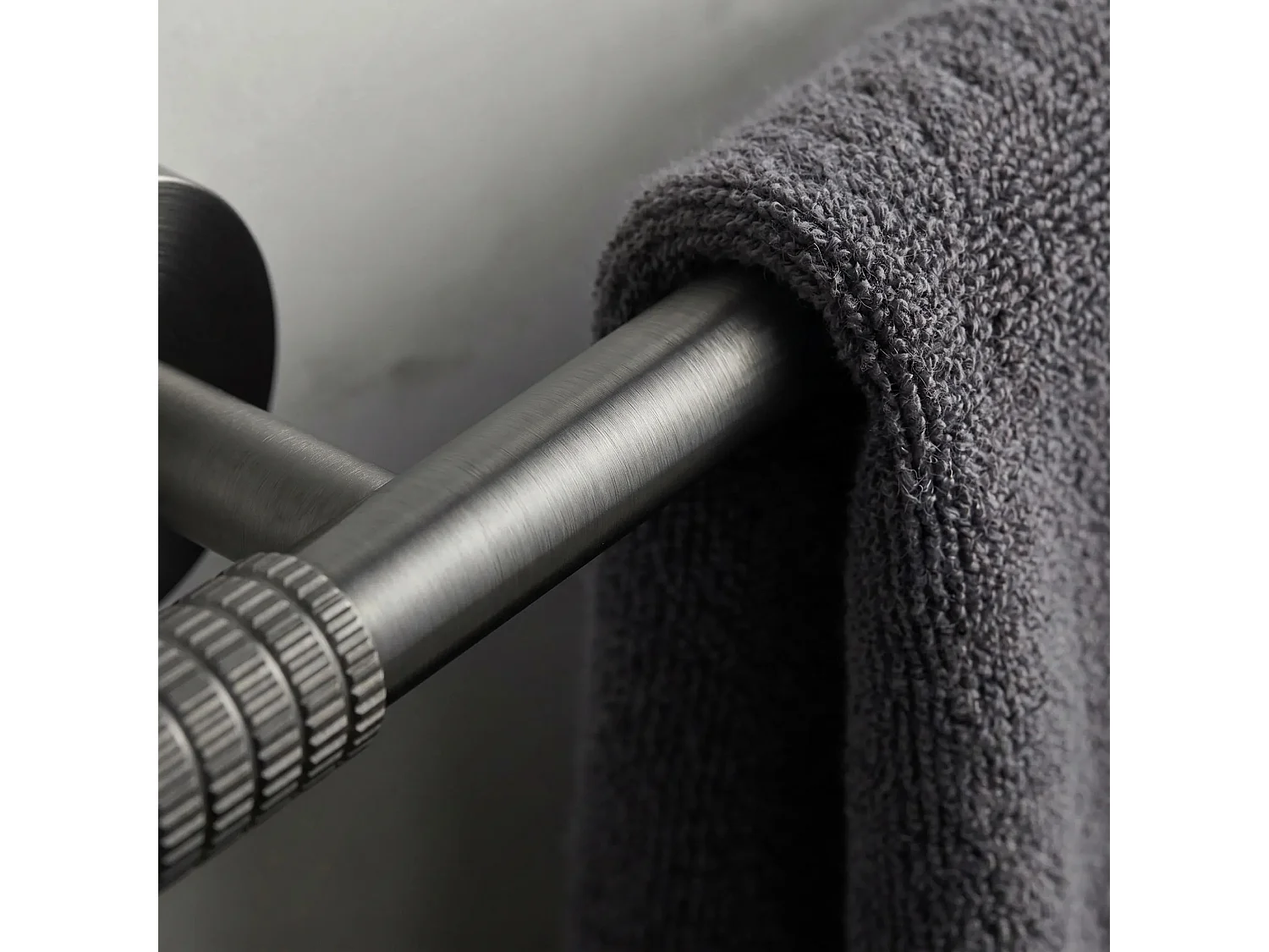 Cintre De Salle De Bain Rea Riwon 29101 Titanium