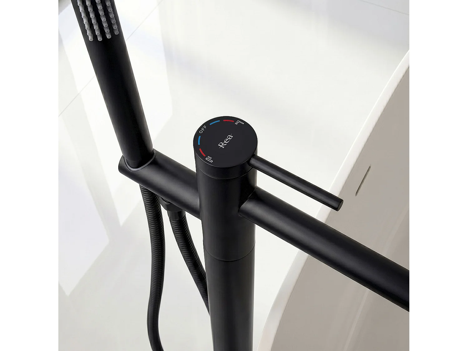 Robinet De Baignoire Sur Pied Rea Clif Black