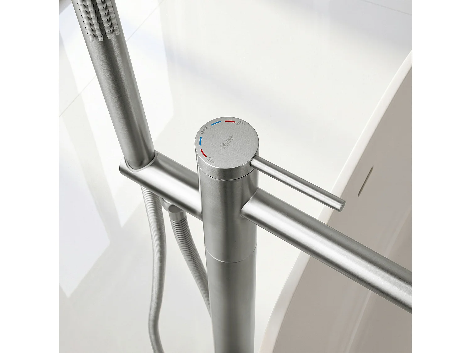 Torneira De Banheira De Chão Rea Clif Brush Nickel