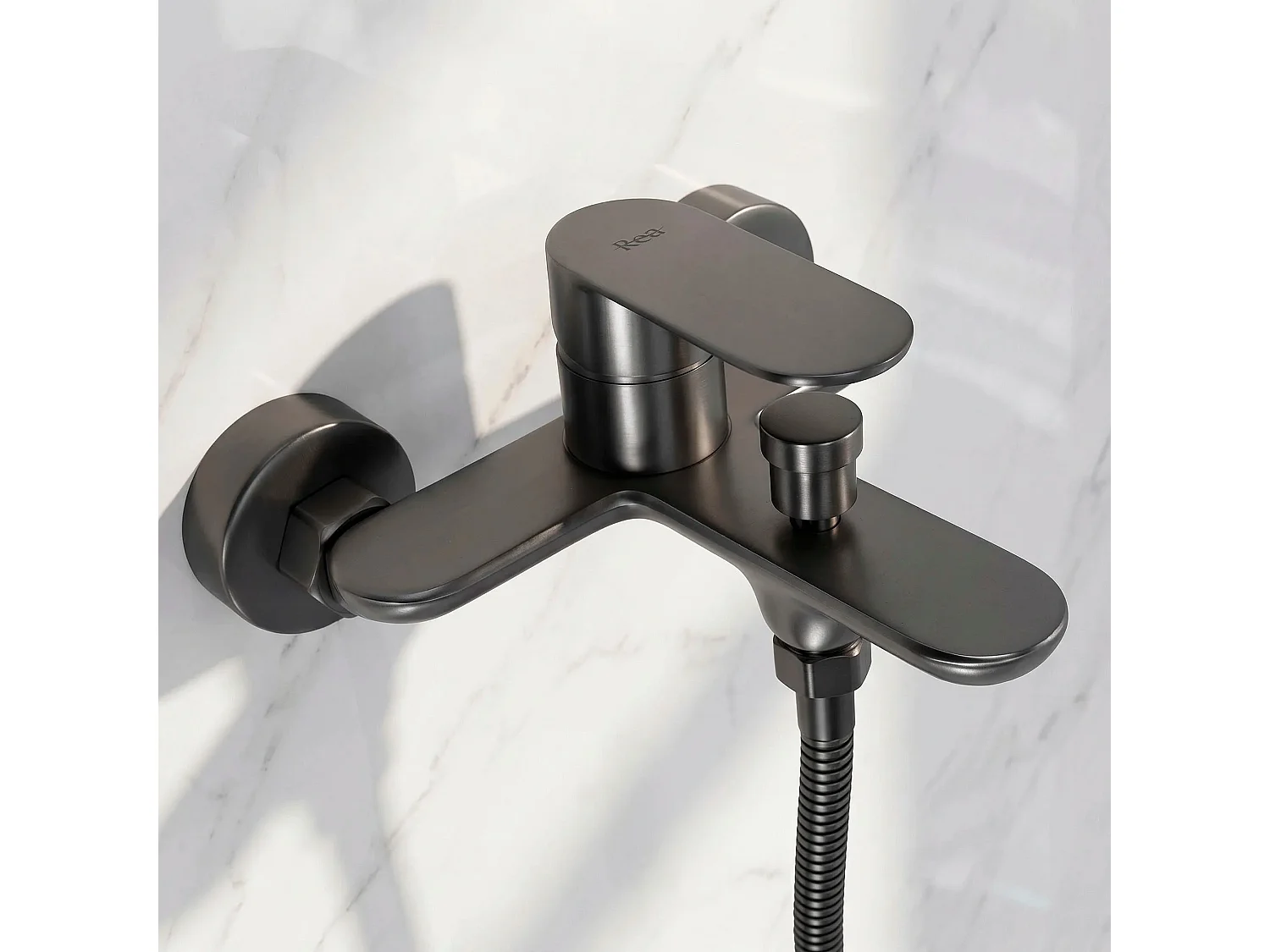 Torneira Para Banheira Rea Drop Titanium