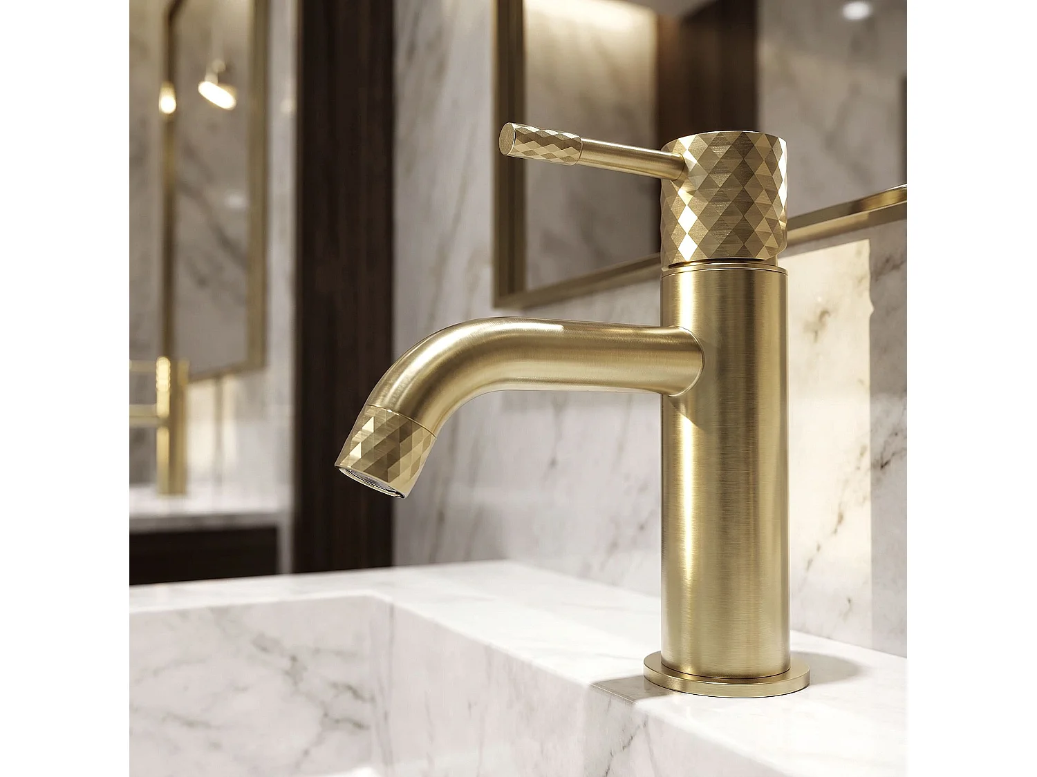 Wastafelkraan Rea Lungo Low Brush Gold
