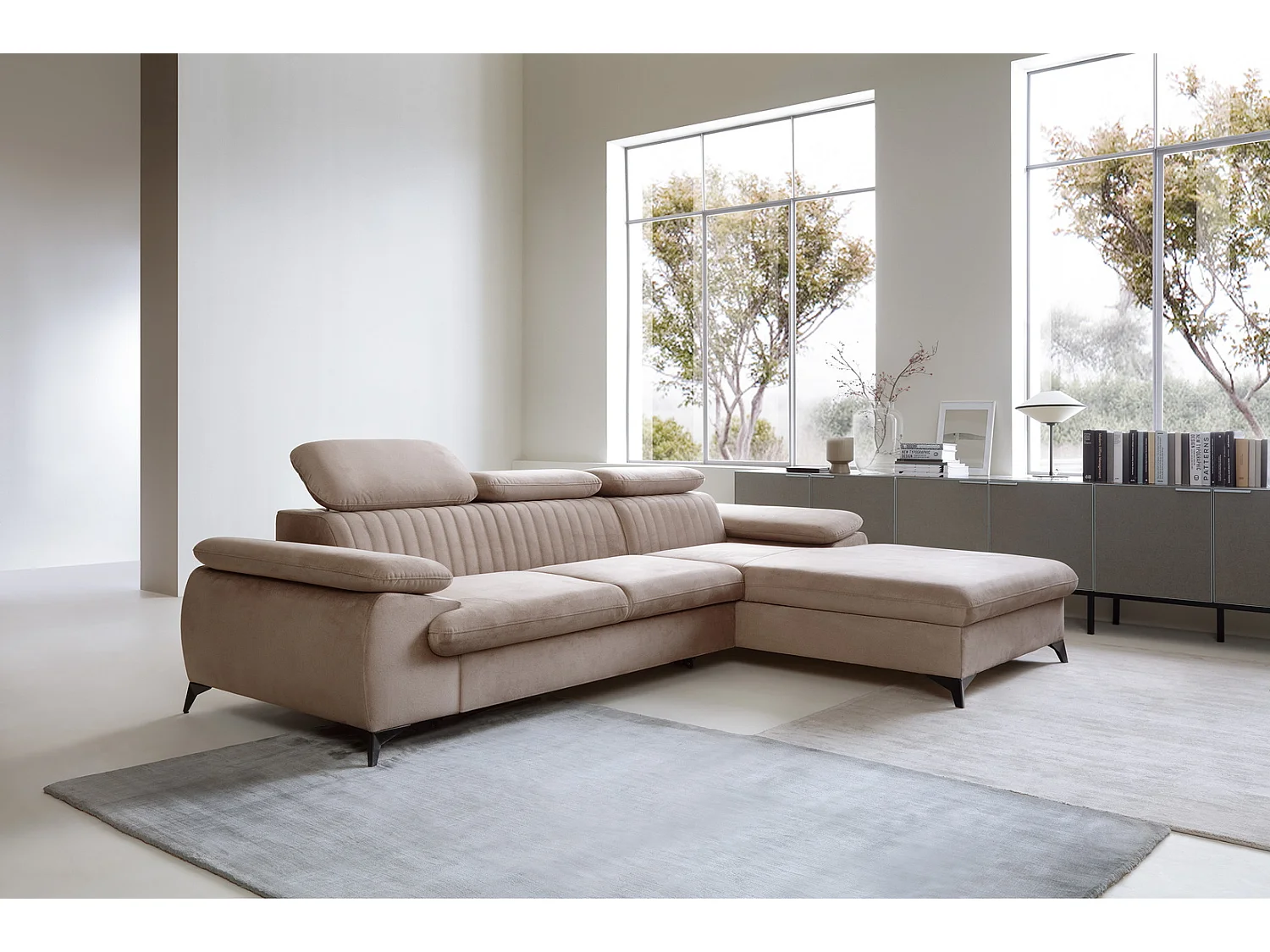 Canapé d'angle avec appuie-têtes réglables Xanto M, 280x193 cm, convertible, coffre de rangement, droite, Marron clair