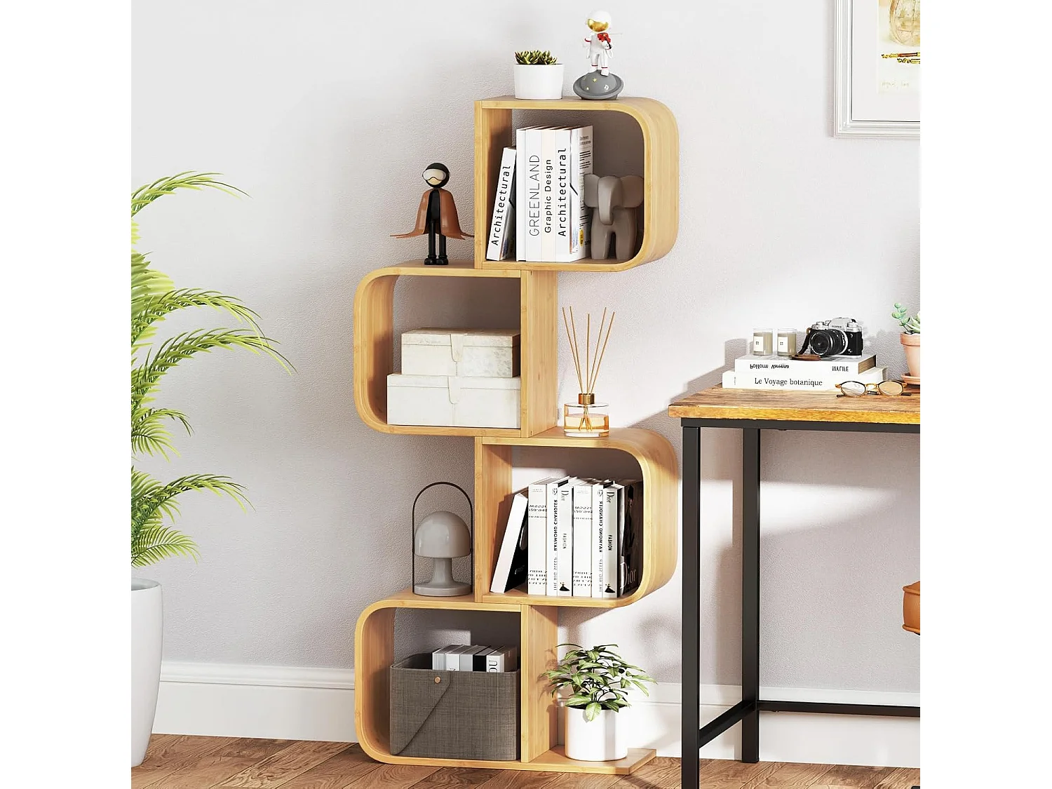 Boekenplank S-vorm 4 lagen, bamboe, 4 vakken, hoekplank 61x23x133,5cm, naturel.
