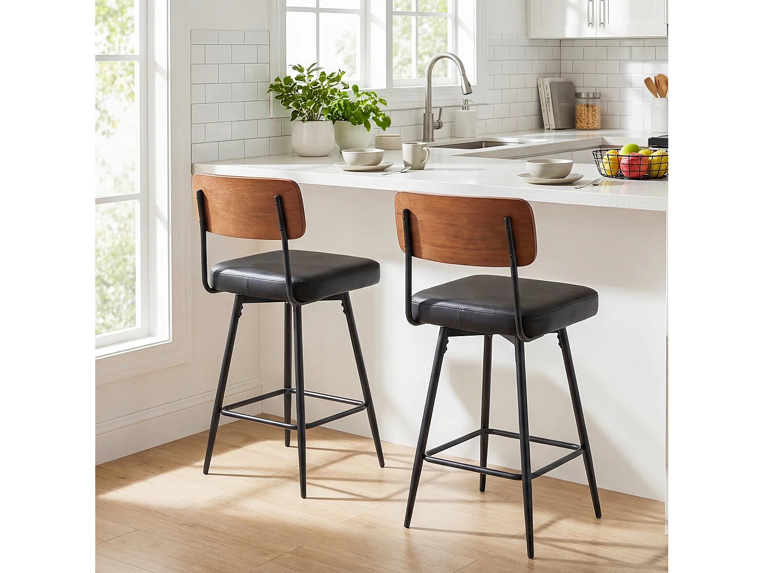 Lot de 2 tabourets de bar pivotants 360°, dossier rembourré, 69cm, repose-pieds, métal, noir