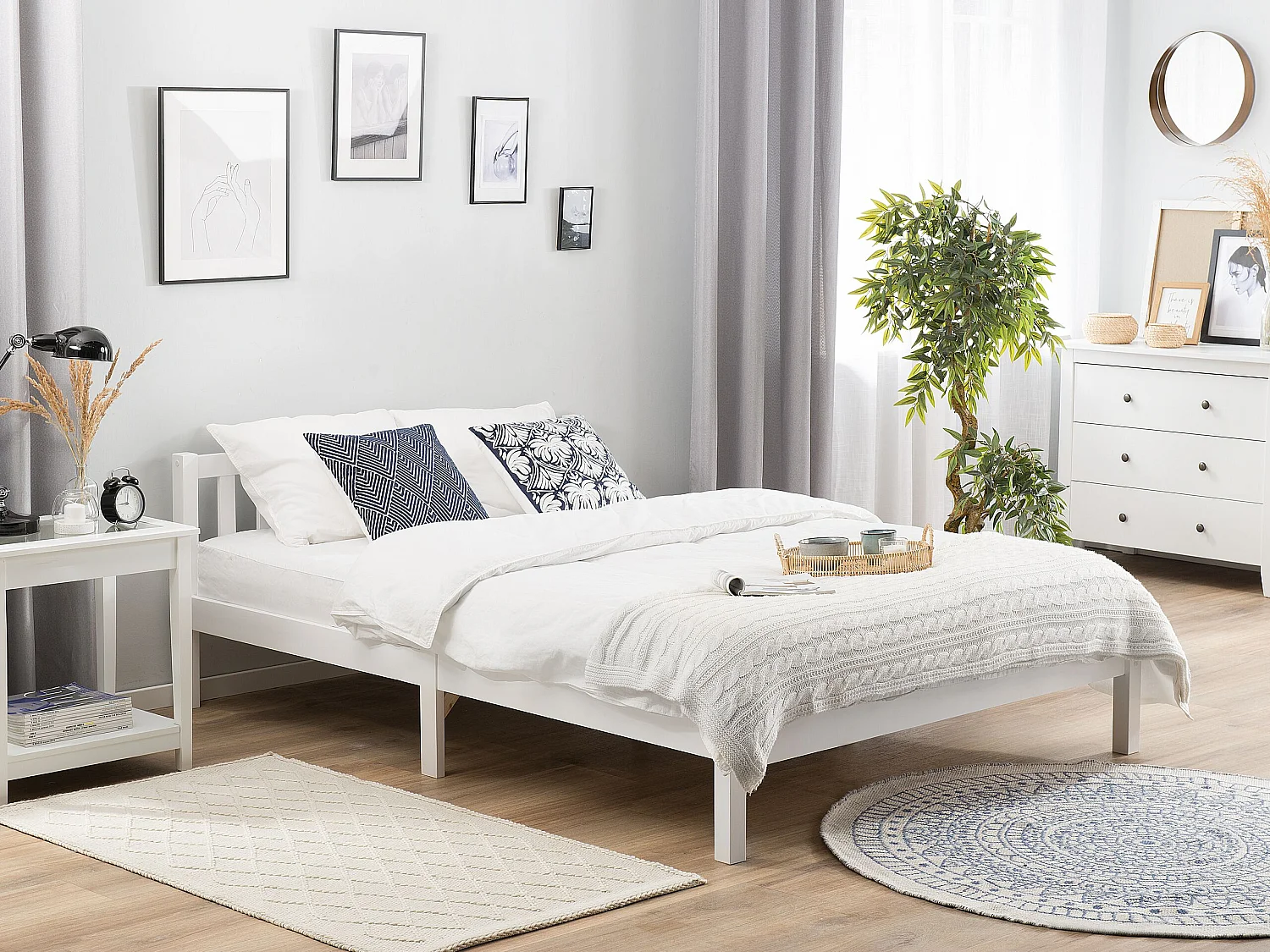 Lit avec sommier Bois de pin FLORAC 180 x 200 cm Blanc