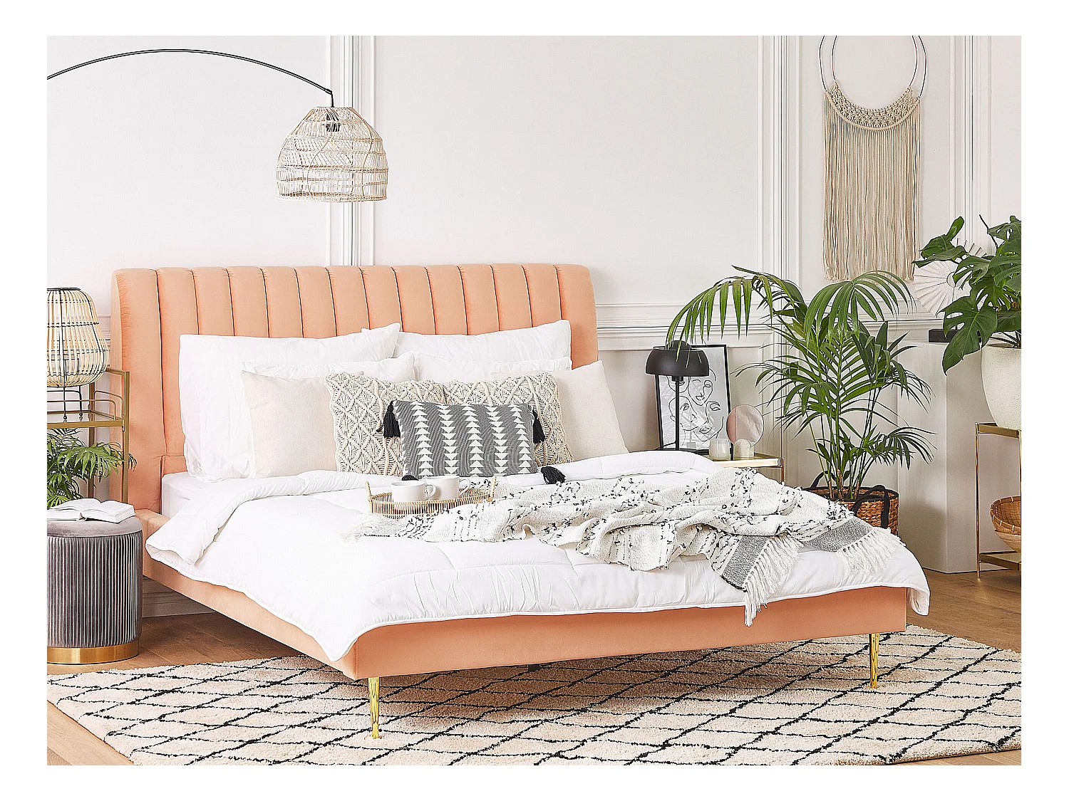 Lit avec sommier Velours MARVILLE 180 x 200 cm Rose pêche